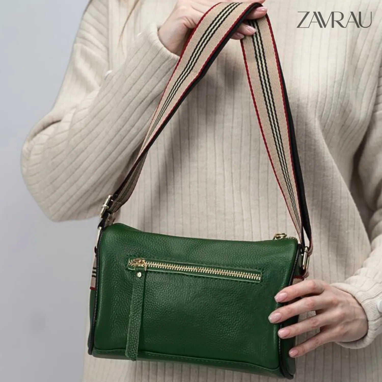 Bolsa Transversal Feminina em Couro - Barcelona